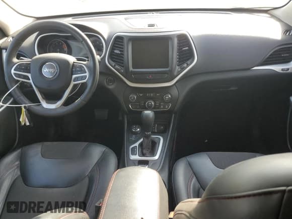 ✅ 2017 Jeep Cherokee Trailhawk • VIN: 1C4PJMBS3HW584632 • Лот: 50790555. Опубликован ранее на Copart с пробегом 67 763 миль. Бесплатный доступ к архиву аукционных продаж из США и подробный отчёт об истории автомобиля на DreamBid. Изображение 8.