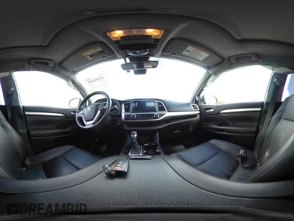 ✅ 2019 Toyota Highlander Hybrid XLE • VIN: 5TDJGRFH2KS074506 • Лот: 42684289. Опубликован ранее на IAAI с пробегом 32 785 миль. Бесплатный доступ к архиву аукционных продаж из США и подробный отчёт об истории автомобиля на DreamBid. Изображение 24.