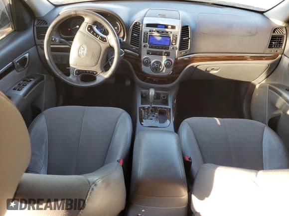 ✅ 2011 Hyundai Santa Fe SE • VIN: 5XYZH4AG7BG014252 • Lot: 78093834. Listed on Copart with 139,406 mi. Free auction sales archive from the USA and detailed vehicle history report at DreamBid. Image 8.