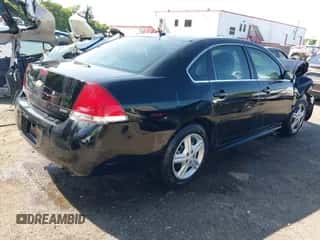 2014 Chevrolet Impala Police Police with VIN 2G1WD5E32E1152784, listed as a IAAI auction lot 42370670 with 150,931 mi miles and . Bid and sale history available at DreamBid. Image 4.