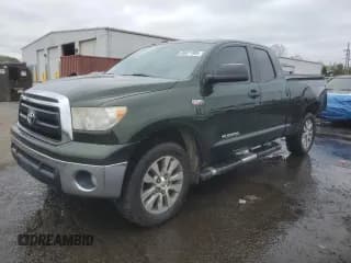 ✅ 2010 Toyota Tundra • VIN: 5TFUY5F10AX151081 • Lot: 86471905. Listed on Copart with 292,338 mi. Free auction sales archive from the USA and detailed vehicle history report at DreamBid. Image 1.