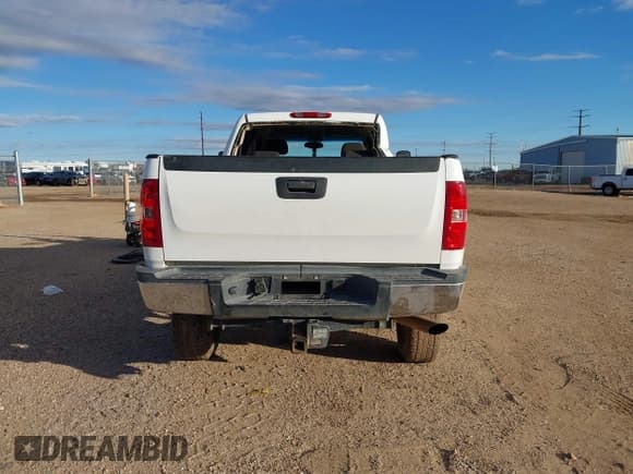 ✅ 2008 Chevrolet Silverado 2500HD LTZ • VIN: 1GCHK23K08F210631 • Лот: 43558042. Опубликован ранее на IAAI с пробегом 275 598 миль. Бесплатный доступ к архиву аукционных продаж из США и подробный отчёт об истории автомобиля на DreamBid. Изображение 16.