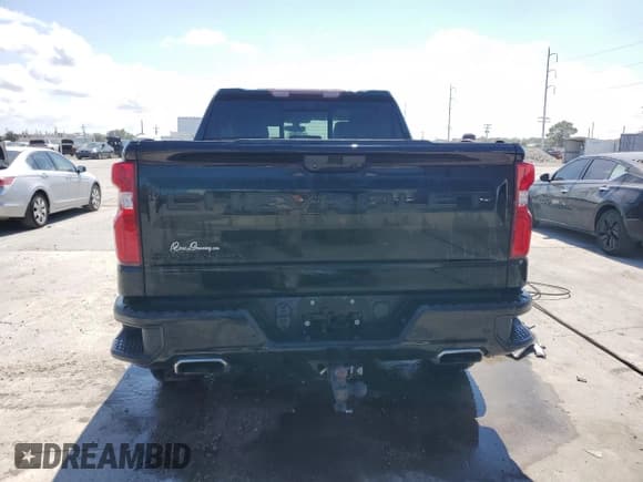 ✅ 2021 Chevrolet Silverado 1500 LT Trail Boss • VIN: 1GCPYFED4MZ288287 • Lot: 68489174. Wystawiony na Copart z przebiegiem 109 756 mil. Bezpłatny archiwum sprzedaży aukcyjnych z USA i szczegółowy raport historii pojazdu na DreamBid. Zdjęcie 6.
