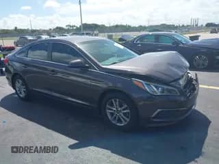 2017 Hyundai Sonata SE with VIN 5NPE24AF7HH458238, listed as a IAAI auction lot 43377471 with 163,109 mi miles and . Bid and sale history available at DreamBid. Image 1.