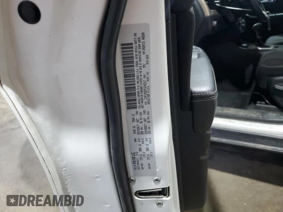 ✅ 2015 Jeep Cherokee Latitude • VIN: 1C4PJMCB7FW745317 • Lot: 71807225. Wystawiony na Copart z przebiegiem 104 158 mil. Bezpłatny archiwum sprzedaży aukcyjnych z USA i szczegółowy raport historii pojazdu na DreamBid. Zdjęcie 13.