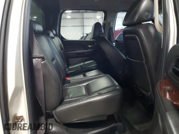 ✅ 2008 Cadillac Escalade EXT • VIN: 3GYFK628X8G194175 • Lot: 68076284. Listed on Copart with 224,315 mi. Free auction sales archive from the USA and detailed vehicle history report at DreamBid. Image 10.