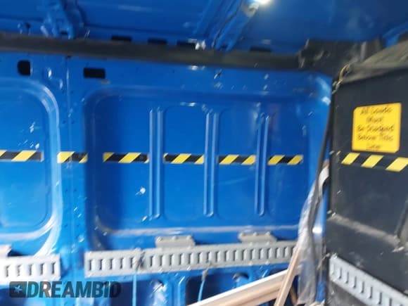 ✅ 2016 Ford Transit Cargo • VIN: 1FTYR2CM6GKA12848 • Lot: 41738033. Listed on IAAI with 164,129 mi. Free auction sales archive from the USA and detailed vehicle history report at DreamBid. Image 8.