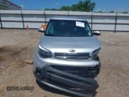 ✅ 2019 Kia Soul • VIN: KNDJN2A24K7020179 • Лот: 42123698. Опубликован ранее на IAAI с пробегом 79 544 миль. Бесплатный доступ к архиву аукционных продаж из США и подробный отчёт об истории автомобиля на DreamBid. Изображение 13.