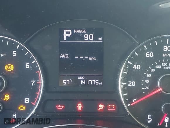 ✅ 2017 Kia Forte LX • VIN: 3KPFK4A78HE121515 • Lot: 43586469. Listed on IAAI with 141,775 mi. Free auction sales archive from the USA and detailed vehicle history report at DreamBid. Image 15.