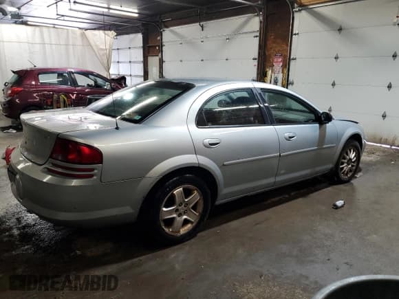 ✅ 2002 Dodge Stratus SXT • VIN: 1B3EL46R22N151102 • Lot: 71588485. Wystawiony na Copart z przebiegiem 243 325 mil. Bezpłatny archiwum sprzedaży aukcyjnych z USA i szczegółowy raport historii pojazdu na DreamBid. Zdjęcie 3.