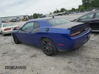 ✅ 2018 Dodge Challenger T/A • VIN: 2C3CDZBT2JH195114 • Lot: 56646654. Wystawiony na Copart z przebiegiem 110 828 mil. Bezpłatny archiwum sprzedaży aukcyjnych z USA i szczegółowy raport historii pojazdu na DreamBid. Zdjęcie 2.