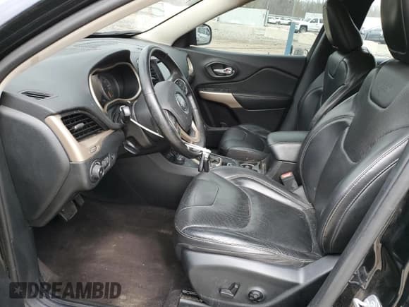 ✅ 2018 Jeep Cherokee Limited • VIN: 1C4PJMDXXJD610119 • Лот: 51222755. Опубликован ранее на Copart с пробегом 137 303 миль. Бесплатный доступ к архиву аукционных продаж из США и подробный отчёт об истории автомобиля на DreamBid. Изображение 7.