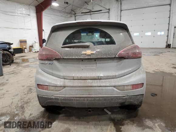✅ 2018 Chevrolet Bolt EV LT • VIN: 1G1FW6S0XJ4133263 • Lot: 86111114. Wystawiony na Copart z przebiegiem 72 363 mil. Bezpłatny archiwum sprzedaży aukcyjnych z USA i szczegółowy raport historii pojazdu na DreamBid. Zdjęcie 6.