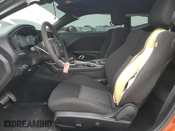 ✅ 2022 Dodge Challenger R/T Scat Pack Widebody • VIN: 2C3CDZFJ1NH156223 • Lot: 55027214. Wystawiony na Copart z przebiegiem 27 801 mil. Bezpłatny archiwum sprzedaży aukcyjnych z USA i szczegółowy raport historii pojazdu na DreamBid. Zdjęcie 7.