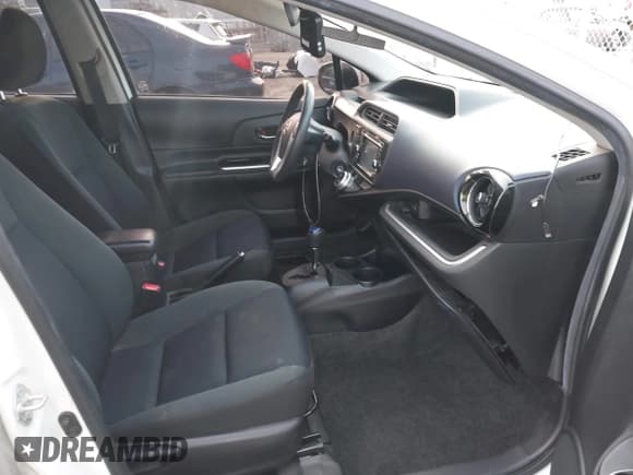 ✅ 2017 Toyota Prius One • VIN: JTDKDTB33H1591100 • Лот: 41146733. Опубликован ранее на IAAI с пробегом 259 421 миль. Бесплатный доступ к архиву аукционных продаж из США и подробный отчёт об истории автомобиля на DreamBid. Изображение 5.