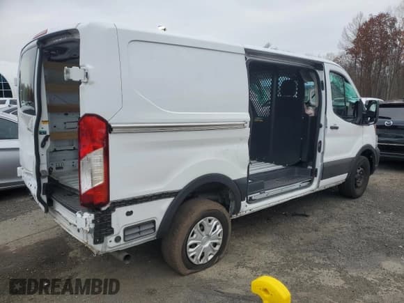 ✅ 2024 Ford Transit Cargo • VIN: 1FTBR1Y84RKA87353 • Lot: 91942245. Listed on Copart with Not provided. Free auction sales archive from the USA and detailed vehicle history report at DreamBid. Image 3.