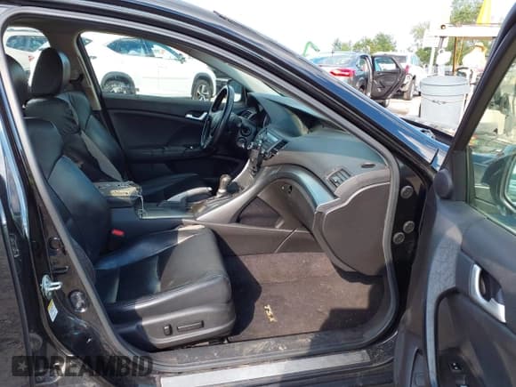 ✅ 2012 Acura TSX Technology • VIN: JH4CU2F60CC020503 • Lot: 43107119. Wystawiony na IAAI z przebiegiem 200 100 mil. Bezpłatny archiwum sprzedaży aukcyjnych z USA i szczegółowy raport historii pojazdu na DreamBid. Zdjęcie 5.