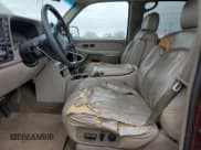 ✅ 2001 Chevrolet Suburban LS • VIN: 1GNFK16T61J317425 • Лот: 43578115. Опубликован ранее на Copart с пробегом 236 539 миль. Бесплатный доступ к архиву аукционных продаж из США и подробный отчёт об истории автомобиля на DreamBid. Изображение 7.