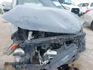 ✅ 2021 Hyundai Venue SE • VIN: KMHRB8A38MU088668 • Lot: 39768251. Listed on IAAI with 82,876 mi. Free auction sales archive from the USA and detailed vehicle history report at DreamBid. Image 6.