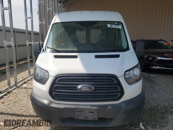 ✅ 2019 Ford Transit Passenger XL • VIN: 1FDZX2CM2KKB61174 • Лот: 81160425. Опубликован ранее на Copart с пробегом 263 629 миль. Бесплатный доступ к архиву аукционных продаж из США и подробный отчёт об истории автомобиля на DreamBid. Изображение 5.