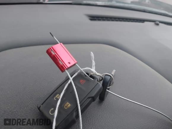 ✅ 2018 Chevrolet Silverado 1500 LT • VIN: 3GCUKREC9JG214758 • Лот: 43335122. Опубликован ранее на IAAI с пробегом 102 303 миль. Бесплатный доступ к архиву аукционных продаж из США и подробный отчёт об истории автомобиля на DreamBid. Изображение 11.