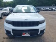 ✅ 2022 Jeep Grand Cherokee Altitude • VIN: 1C4RJKAGXN8504527 • Lot: 42561886. Listed on IAAI with Not provided. Free auction sales archive from the USA and detailed vehicle history report at DreamBid. Image 12.