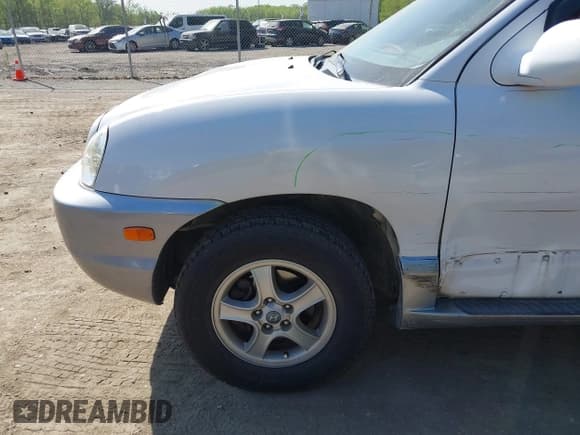 ✅ 2004 Hyundai Santa Fe GLS • VIN: KM8SC73DX4U840014 • Lot: 42085495. Listed on IAAI with 150,125 mi. Free auction sales archive from the USA and detailed vehicle history report at DreamBid. Image 6.