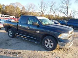 2017 Ram 1500 SLT z VIN 1C6RR6GG1HS708140, wystawiony jako IAAI lot #41364044 z przebiegiem 73 787 mil mil oraz . Historia ofert i sprzedaży dostępna na DreamBid. Obrazek 1.
