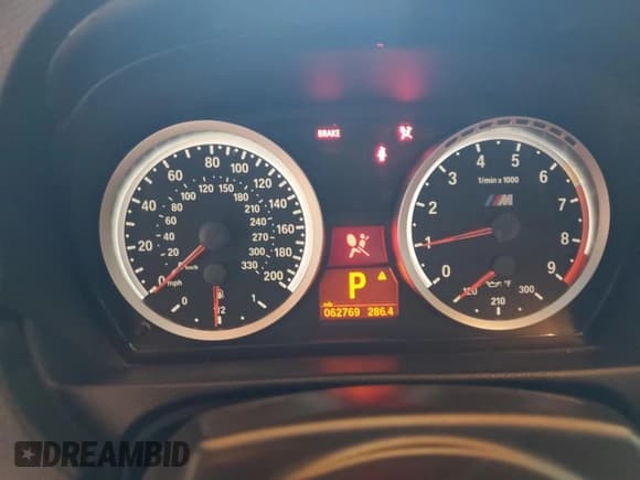 ✅ 2011 BMW M3 • VIN: WBSDX9C51BE399475 • Lot: 90114655. Wystawiony na Copart z przebiegiem 62 769 mil. Bezpłatny archiwum sprzedaży aukcyjnych z USA i szczegółowy raport historii pojazdu na DreamBid. Zdjęcie 9.