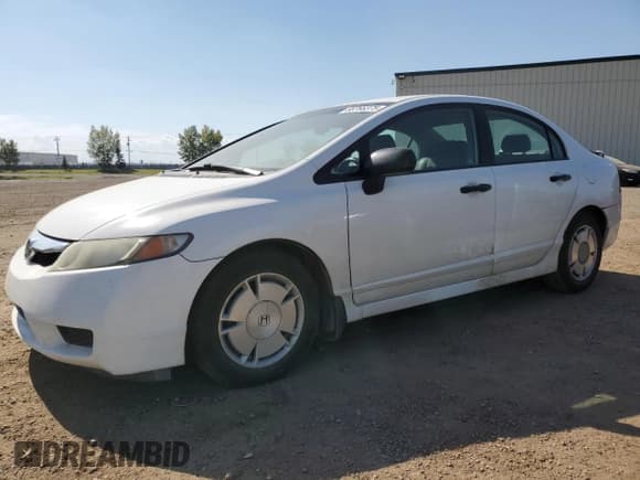 ✅ 2010 Honda Civic DX-G • VIN: 2HGFA1F49AH005736 • Лот: 68766375. Опубликован ранее на Copart с пробегом 252 416 миль. Бесплатный доступ к архиву аукционных продаж из США и подробный отчёт об истории автомобиля на DreamBid. Изображение 1.