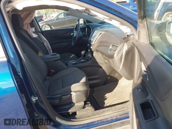 ✅ 2021 Chevrolet Equinox LT • VIN: 2GNAXKEV8M6116454 • Lot: 43407648. Listed on IAAI with 34,434 mi. Free auction sales archive from the USA and detailed vehicle history report at DreamBid. Image 5.