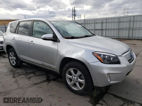 ✅ 2013 Toyota RAV4 • VIN: 2T3YL4DV1DW002025 • Lot: 79432364. Wystawiony na Copart z przebiegiem 84 970 mil. Bezpłatny archiwum sprzedaży aukcyjnych z USA i szczegółowy raport historii pojazdu na DreamBid. Zdjęcie 4.