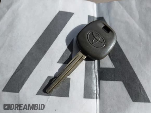 ✅ 2006 Toyota RAV4 Limited • VIN: JTMBD31V765019519 • Lot: 43331723. Listed on IAAI with 168,067 mi. Free auction sales archive from the USA and detailed vehicle history report at DreamBid. Image 11.