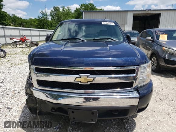 ✅ 2008 Chevrolet Silverado 1500 LTZ • VIN: 2GCEK133681122146 • Lot: 52461383. Listed on Copart with 209,219 mi. Free auction sales archive from the USA and detailed vehicle history report at DreamBid. Image 5.