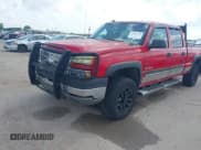 ✅ 2005 Chevrolet Silverado 2500HD LS • VIN: 1GCHK23U15F855835 • Lot: 42692755. Wystawiony na IAAI z przebiegiem 328 871 mil. Bezpłatny archiwum sprzedaży aukcyjnych z USA i szczegółowy raport historii pojazdu na DreamBid. Zdjęcie 17.