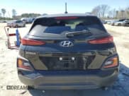✅ 2018 Hyundai Kona SEL • VIN: KM8K22AA5JU103510 • Лот: 45893384. Опубликован ранее на Copart с пробегом 92 558 миль. Бесплатный доступ к архиву аукционных продаж из США и подробный отчёт об истории автомобиля на DreamBid. Изображение 6.