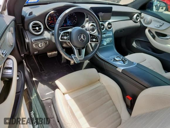 ✅ 2023 Mercedes-Benz C 300 • VIN: W1KWJ8EB5PG128452 • Lot: 64241155. Wystawiony na Copart z przebiegiem 16 972 mil. Bezpłatny archiwum sprzedaży aukcyjnych z USA i szczegółowy raport historii pojazdu na DreamBid. Zdjęcie 8.