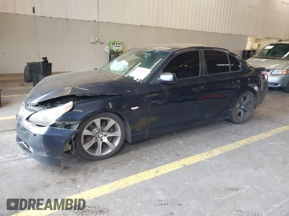 ✅ 2007 BMW 5 Series 550i • VIN: WBANB53527CP05201 • Lot: 43536731. Listed on IAAI with Not provided. Free auction sales archive from the USA and detailed vehicle history report at DreamBid. Image 18.