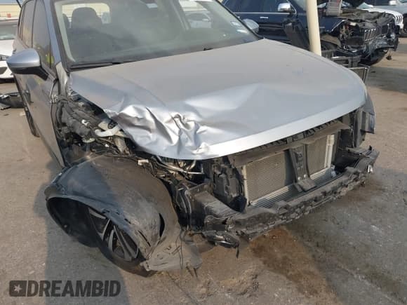 ✅ 2024 Volkswagen Tiguan S • VIN: 3VVRB7AX2RM185718 • Lot: 42303387. Listed on IAAI with 30,761 mi. Free auction sales archive from the USA and detailed vehicle history report at DreamBid. Image 6.