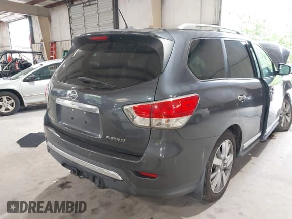 ✅ 2014 Nissan Pathfinder S • VIN: 5N1AR2MN9EC618382 • Lot: 42086197. Listed on IAAI with 98,763 mi. Free auction sales archive from the USA and detailed vehicle history report at DreamBid. Image 4.