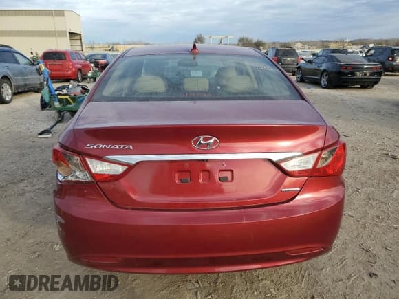 ✅ 2011 Hyundai Sonata Limited • VIN: 5NPEC4AC3BH305169 • Лот: 82424724. Опубликован ранее на Copart с пробегом 126 739 миль. Бесплатный доступ к архиву аукционных продаж из США и подробный отчёт об истории автомобиля на DreamBid. Изображение 6.