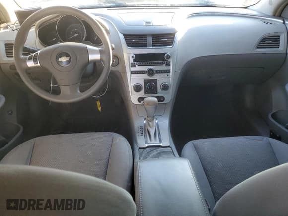 ✅ 2009 Chevrolet Malibu 1LS • VIN: 1G1ZG57B094158960 • Lot: 73282034. Listed on Copart with 197,867 mi. Free auction sales archive from the USA and detailed vehicle history report at DreamBid. Image 8.