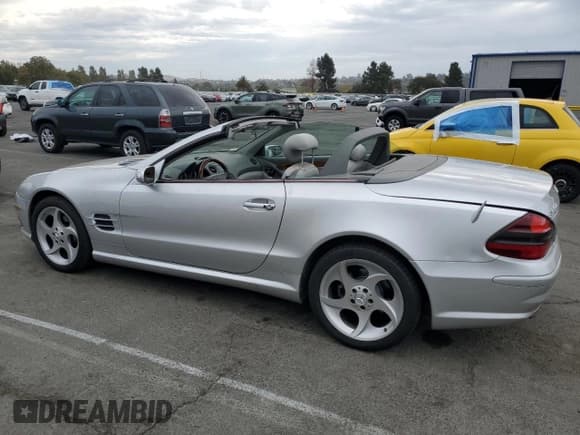 ✅ 2005 Mercedes-Benz SL 500 • VIN: WDBSK75F05F091086 • Lot: 84013865. Listed on Copart with 119,950 mi. Free auction sales archive from the USA and detailed vehicle history report at DreamBid. Image 2.