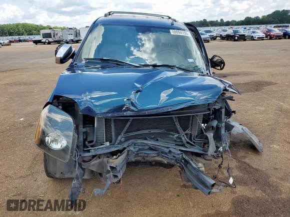 ✅ 2007 GMC Yukon SLT • VIN: 1GKFC13J57R245401 • Лот: 69094155. Опубликован ранее на Copart с пробегом Не указан. Бесплатный доступ к архиву аукционных продаж из США и подробный отчёт об истории автомобиля на DreamBid. Изображение 5.