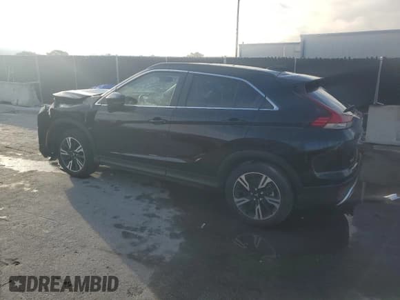 ✅ 2024 Mitsubishi Eclipse Cross SE • VIN: JA4ATWAA7RZ060057 • Лот: 90224965. Опубликован ранее на Copart с пробегом 8 181 миль. Бесплатный доступ к архиву аукционных продаж из США и подробный отчёт об истории автомобиля на DreamBid. Изображение 2.