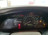 ✅ 2005 Toyota Sequoia SR5 • VIN: 5TDBT44A15S236719 • Lot: 90239755. Listed on Copart with 113,628 mi. Free auction sales archive from the USA and detailed vehicle history report at DreamBid. Image 9.