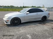 ✅ 2003 Mercedes-Benz CLK 55 AMG • VIN: WDBTJ76H63F046884 • Лот: 66536924. Опубликован ранее на Copart с пробегом Не указан. Бесплатный доступ к архиву аукционных продаж из США и подробный отчёт об истории автомобиля на DreamBid. Изображение 1.