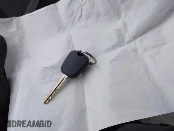 ✅ 2008 Toyota Yaris • VIN: JTDJT903585200123 • Лот: 43745086. Опубликован ранее на IAAI с пробегом 323 417 миль. Бесплатный доступ к архиву аукционных продаж из США и подробный отчёт об истории автомобиля на DreamBid. Изображение 11.