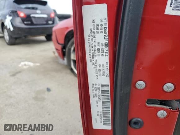 ✅ 2011 Dodge Challenger SRT-8 • VIN: 2B3CJ7DJ7BH526714 • Lot: 84896124. Wystawiony na Copart z przebiegiem 103 057 mil. Bezpłatny archiwum sprzedaży aukcyjnych z USA i szczegółowy raport historii pojazdu na DreamBid. Zdjęcie 12.