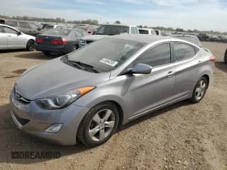 2013 Hyundai Elantra GLS с VIN KMHDH4AE8DU893931, выставлен на аукционе Copart как лот 81964255 с пробегом 143 909 миль миль и Списание • Salvage title. История ставок и продаж доступна на DreamBid. Изображение 1.